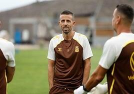 Luis García, ante su primer test: Orlando Pirates