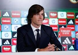 Solo el Madrid mueve el mercado al ritmo de la Premier