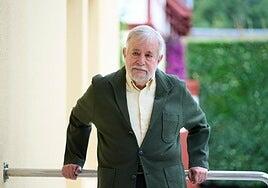 Muere el escritor José María Guelbenzu, renovador de la novela negra