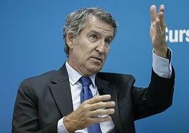 Feijóo se faja contra la mancha de Montoro: «Lo que haya que investigar que se investigue»