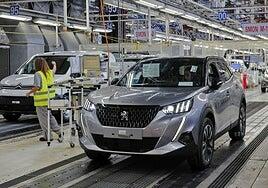 Aranceles y cancelaciones golpean las cuentas de Stellantis