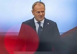 Tusk remodela el Gobierno polaco antes de la batalla con el nuevo presidente ultranacionalista