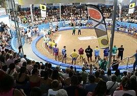 Solidaridad y emociones en Agüimes con la luchada por Sonia Tejera