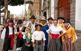 SPAR Gran Canaria renueva su compromiso con la Fundación Ochosílabas para preservar la tradición verseadora canaria