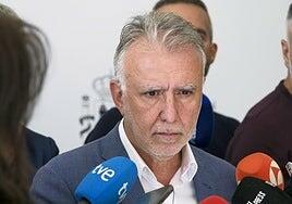 Ángel Víctor Torres: «Ayuso no quiere a los menores migrantes que están en Canarias porque son negros»