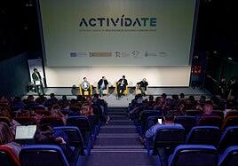 Educadores físico-deportivos de Canarias se forman para atender a pacientes derivados por Sanidad