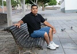 La historia de César, un salvadoreño deportado por Trump que termina en Fuerteventura