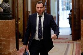 Las críticas de Puente contra la gestión de Mañueco por los incendios abre otra guerra Gobierno-PP