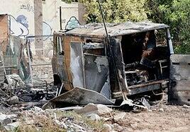 A prisión provisional por el homicidio de Miguel, que murió quemado dentro de su furgón