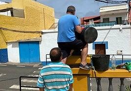 San Felipe critica el abandono del barrio por parte del Ayuntamiento de Guía