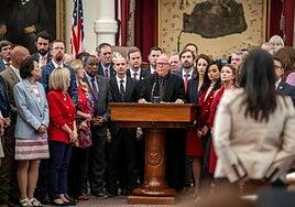 Texas aprueba el mapa electoral de la discordia entre asedio policial y fuga demócrata