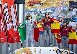 Canarias luce dos medallas del Mundial de Techno 293 gracias a Alejandra López y Martina Bárbara