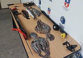 La Policía de Telde denuncia a cuatro personas por pesca ilegal con fusil