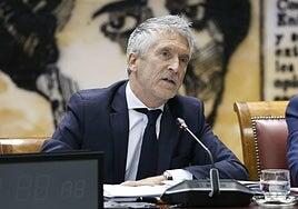 Marlaska elude la autocrítica y acusa al PP de «fabricar una versión distorsionada» de los incendios