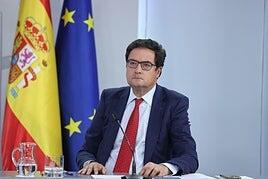 Óscar López cancela su asistencia al mayor foro de digitalización tras la polémica por un contrato con Huawei