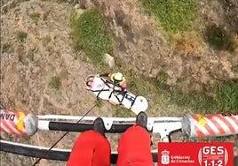 Rescatan en helicóptero a una joven en Anaga tras sufrir una caída