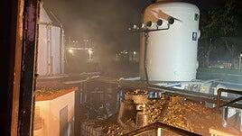 Así quedaron las instalaciones de tratamiento de agua cercanas al Teatro Pérez Galdós tras el incendio