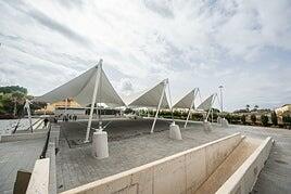 Una carpa de 1.260 metros cuadrados gana espacio para uso público junto al auditorio de Agüimes