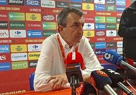 La Vuelta mantiene el pulso a las protestas: «Esto es ilegal»