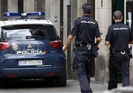 Detenida una mujer en Santa Cruz de Tenerife por hacerse pasar por abogada para tramitar permisos de extranjería