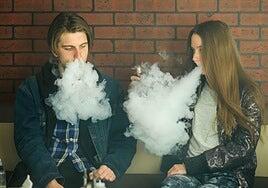 Multa a los padres de los menores que vapeen