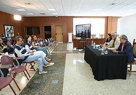 El Cabildo retoma el plan contra los suicidios en secundaria y a nivel deportivo