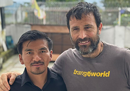 Alex Txikon, el alpinista vasco atrapado en el caos de Nepal