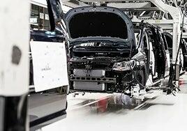 UGT y T&E proponen un plan para acelerar el coche eléctrico en España «de forma justa y sin perder empleo»