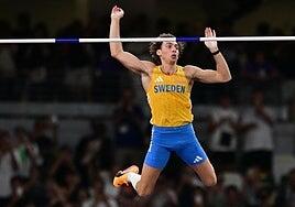 Duplantis estira el récord del mundo de pértiga hasta los 6,30 metros