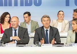 Feijóo acusa a Sánchez de agitar la «violencia política» para «su propia supervivencia»