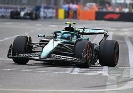 Alonso vuelve al barro en Bakú