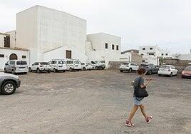 Aparcamiento junto al Teatro de San Bartolomé, mejora en curso