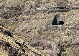 Ayuntamiento y el Foro lo tienen claro: la carretera de La Aldea no acabará en 2027