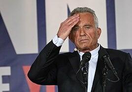 La sanidad de Estados Unidos en manos de Kennedy: «Como cuando Calígula nombró cónsul a su caballo»