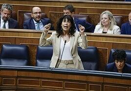 Junts y ERC permiten que el Congreso repruebe a Redondo por las pulseras