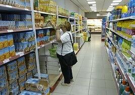 Elije bien tu súper en Canarias: la diferencia entre comprar en uno u otro llega a los 2.000 euros al año