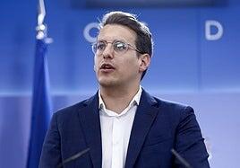 Un diputado de Sumar pide a Sánchez convocar elecciones si no es capaz de aprobar nuevos Presupuestos