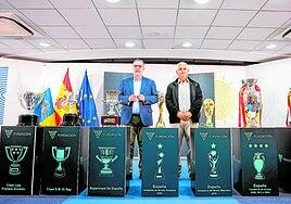 Los trofeos de la Selección recorrerán los colegios canarios