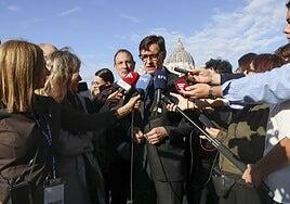 Illa invita al Papa a la inauguración de la Sagrada Familia