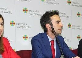 Reabren el expediente al juez que llamó «psicópata» a Sánchez y «Barbigoña» a su esposa