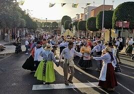 El folclore y la tradición toman las calles de Agüimes por la Romería del Rosario