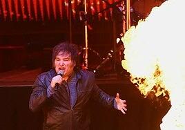 Milei tira de Nino Bravo para arengar a su tropa