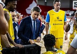 Lakovic alcanza el podio amarillo: ya es el tercer entrenador con más triunfos del Gran Canaria