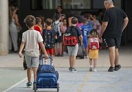 El Gobierno rebajará por ley a 22 los alumnos por clase en primaria y a 25 en ESO