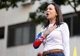 El Nobel a María Corina Machado empodera a la resistencia antichavista en España