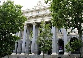 La guerra entre Sabadell y BBVA acerca a la Bolsa a otro año histórico de dividendos