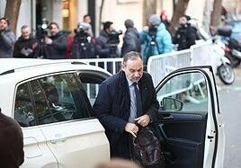 Ábalos, de látigo contra la corrupción a preso de ella