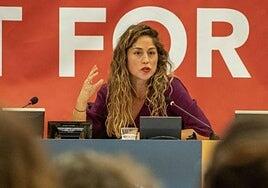 Sumar se mofa de la ministra de Vivienda: «No confíamos en trucos de magia»