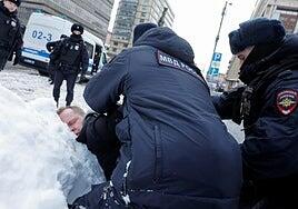 Rusia lanza una nueva ley que facilita la condena de los «agentes extranjeros»