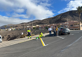 El Ayuntamiento habilita 50 plazas de aparcamiento en la zona del CEIP Morro Jable II